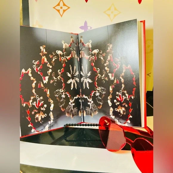 The Little Book Christian Louboutin Bundle New ๐ ๐
๐ฝ - Picture 10 of 16